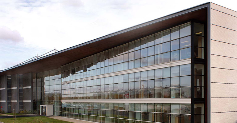 Bureaux du siège de Toyota Material Handling France à Bussy Saint Georges, en région parisienne